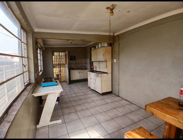 3 BEDROOM HOUSE FOR SALE IN ELSBURG